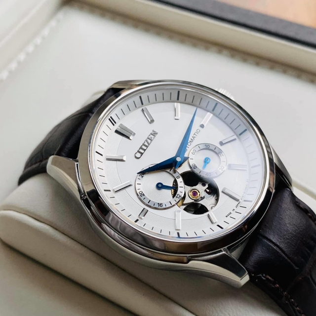 ĐỒNG HỒ NAM CITIZEN AUTOMATIC NP1010-01A