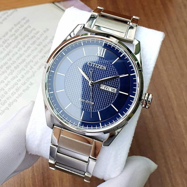 ĐỒNG HỒ NAM CITIZEN ECO-DRIVE AW0081-54L