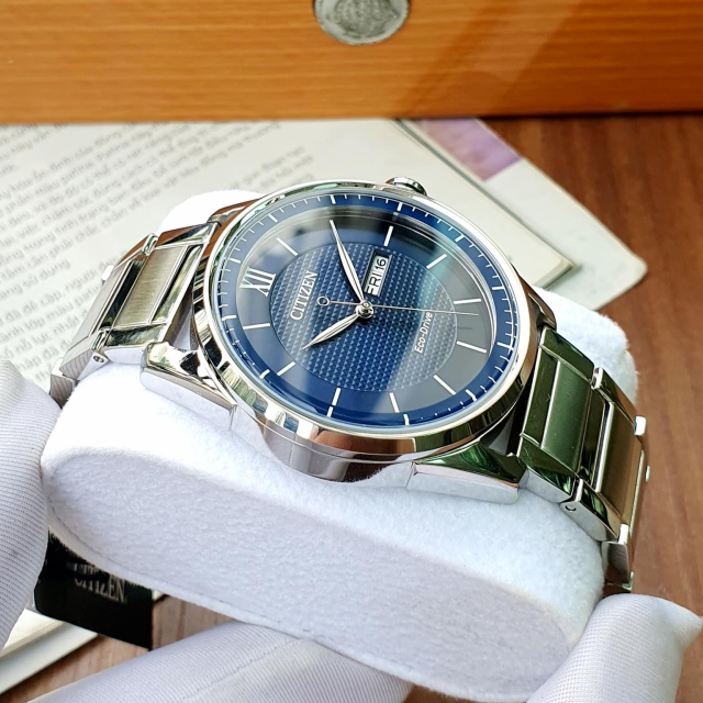 ĐỒNG HỒ NAM CITIZEN ECO-DRIVE AW0081-54L