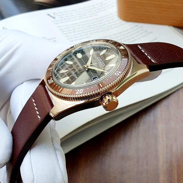 ĐỒNG HỒ NAM CITIZEN ECO-DRIVE AW1593-06X