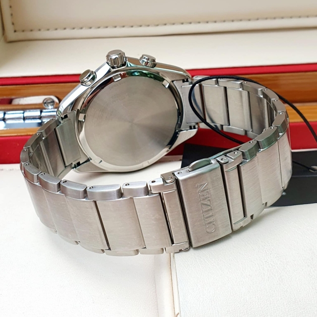 ĐỒNG HỒ NAM CITIZEN ECO-DRIVE BL5600-53E