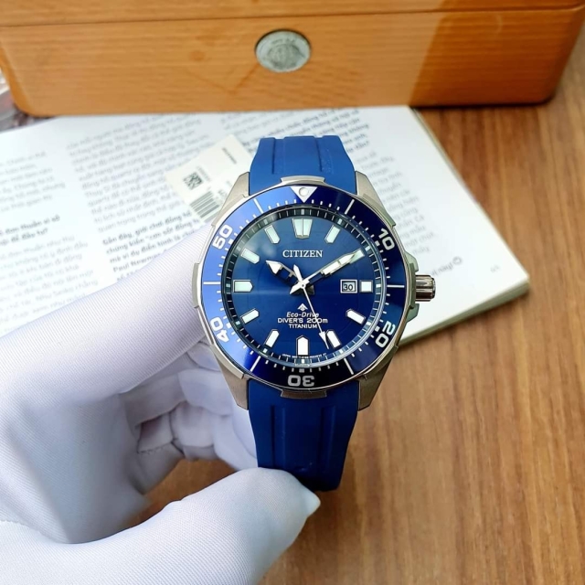 ĐỒNG HỒ NAM CITIZEN ECO-DRIVE BN0201-02M