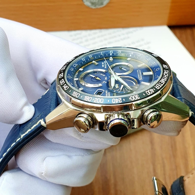 ĐỒNG HỒ NAM CITIZEN ECO-DRIVE CB5918-02L