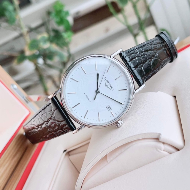 ĐỒNG HỒ NAM LONGINES PRESENCE L4.921.4.18.2
