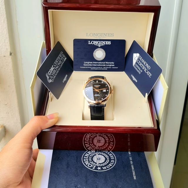 ĐỒNG HỒ NAM LONGINES RECOD 18K L2.820.5.57.2
