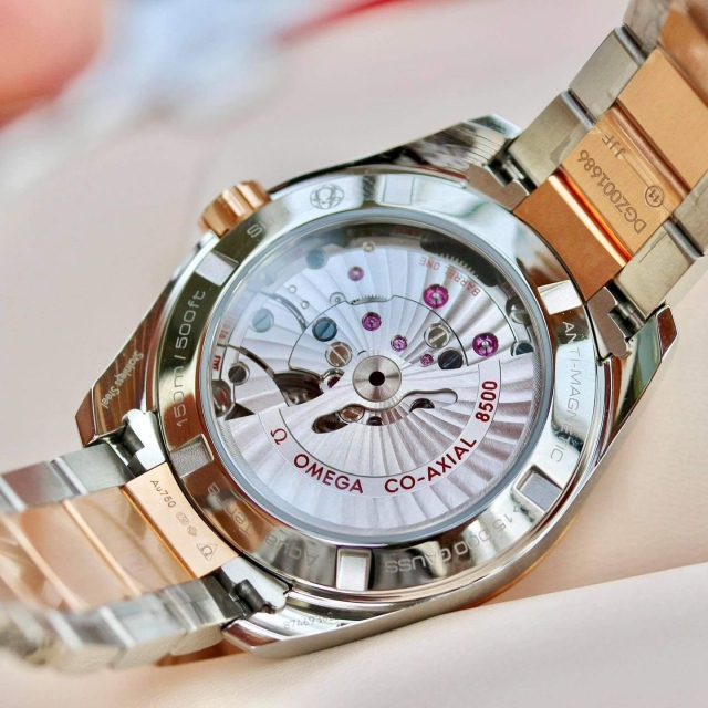 ĐỒNG HỒ NAM OMEGA AQUA TERRA 231.25.39.21.55.001