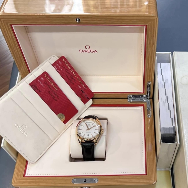 ĐỒNG HỒ NAM OMEGA AQUA TERRA 231.53.42.22.02.001