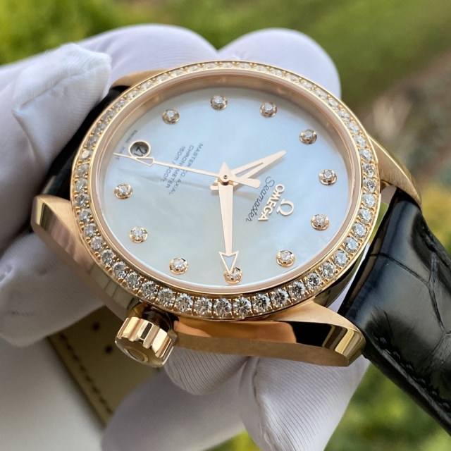 ĐỒNG HỒ NAM OMEGA AQUA TERRA 231.58.39.21.55.001
