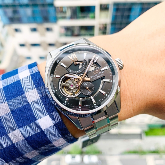 ĐỒNG HỒ NAM ORIENT STAR SKELETON RE-AV0004N00B