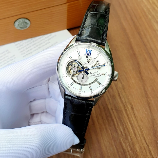 ĐỒNG HỒ NAM ORIENT STAR SKELETON RK-AV0007S00B (RK-AV0007S)