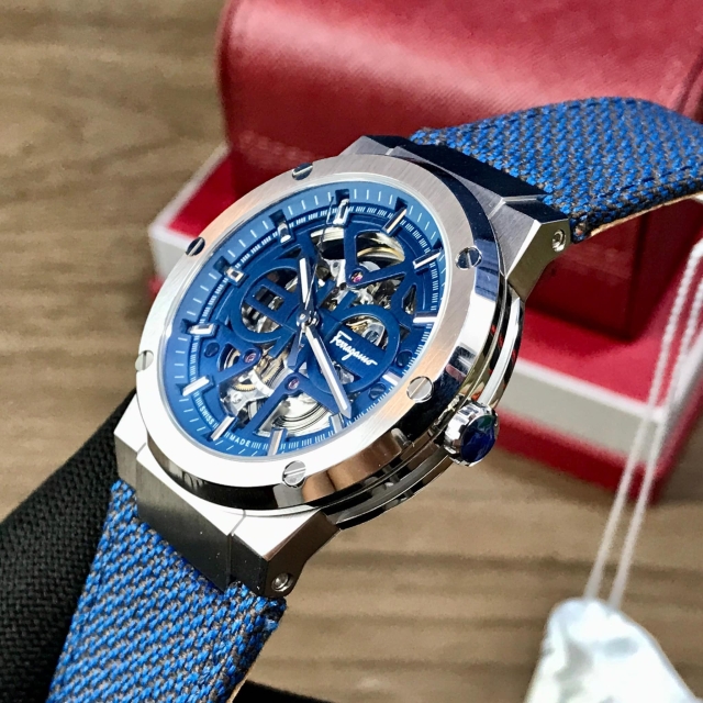 ĐỒNG HỒ NAM SALVATORE FERRAGAMO SFCX00622