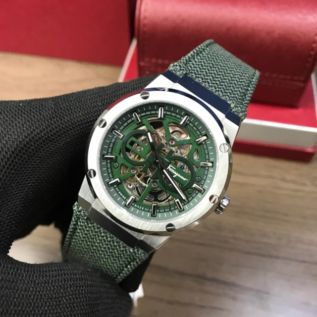 ĐỒNG HỒ NAM SALVATORE FERRAGAMO SFCX00722