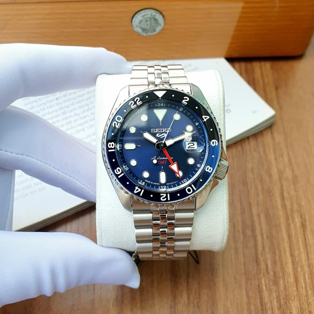 ĐỒNG HỒ NAM SEIKO AUTOMATIC SSK003J1