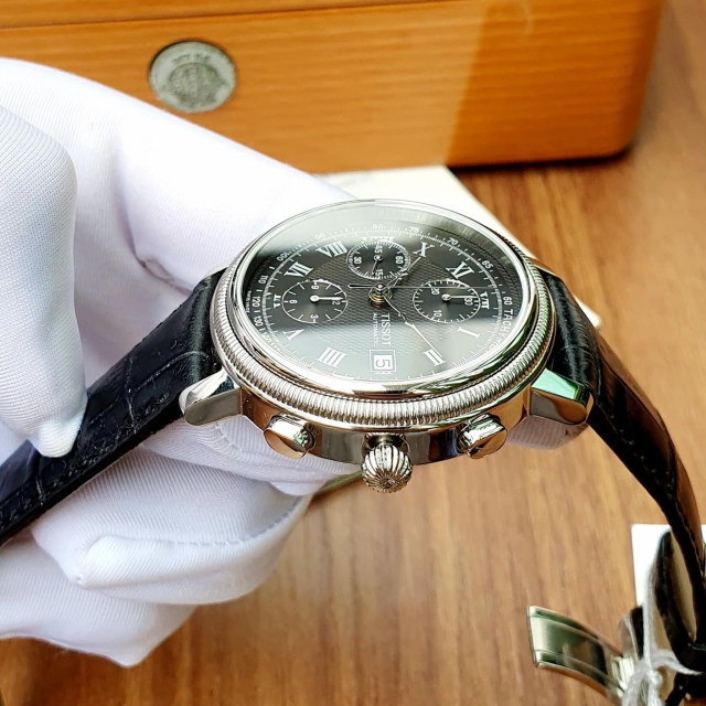 ĐỒNG HỒ NAM TISSOT BRIDGEPORT CHRONOGRAPH T045.427.16.053.00