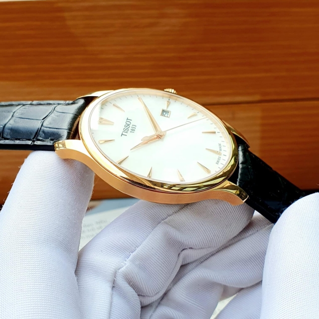 ĐỒNG HỒ NAM TISSOT T063.610.36.116.01