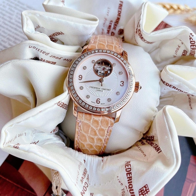 ĐỒNG HỒ NỮ FREDERIQUE CONSTANT FC-310HBAD2PD4