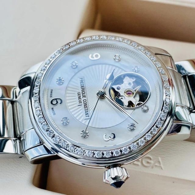 ĐỒNG HỒ NỮ FREDERIQUE CONSTANT FC-310HBAD2PD6B
