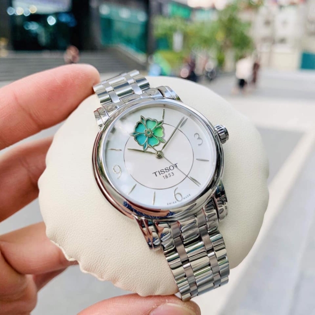 ĐỒNG HỒ NỮ TISSOT T050.207.11.117.05