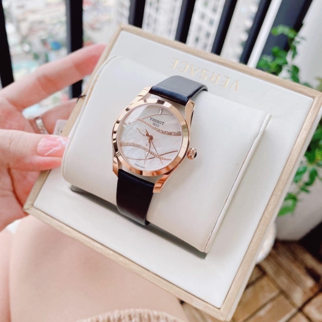 ĐỒNG HỒ NỮ TISSOT T112.210.36.111.00