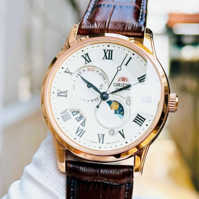 ĐỒNG HỒ ORIENT SUN AND MOON GEN 3 RA-AK0007S00C (RA-AK0007S10B)