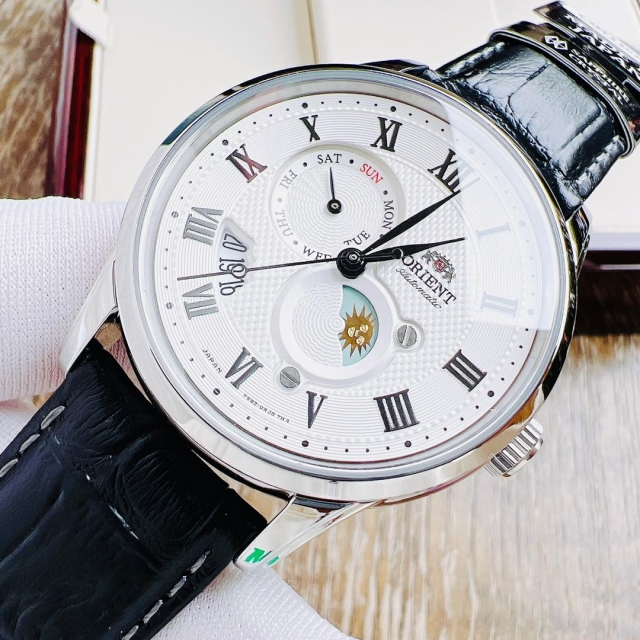 ĐỒNG HỒ ORIENT SUN AND MOON GEN 3 RA-AK0008S00C (RA-AK0008S10B)