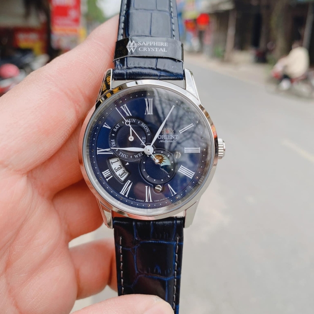ĐỒNG HỒ ORIENT SUN AND MOON GEN 3 RA-AK0011D00C (RA-AK0011D10B)