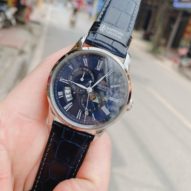 ĐỒNG HỒ ORIENT SUN AND MOON GEN 3 RA-AK0011D00C (RA-AK0011D10B)