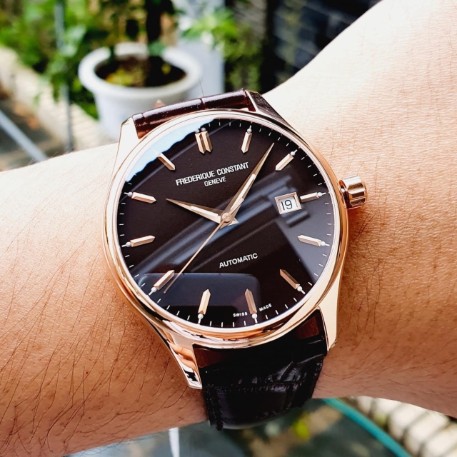 FREDERIQUE CONSTANT CLASSIC AUTOMATIC FC-303C5B4