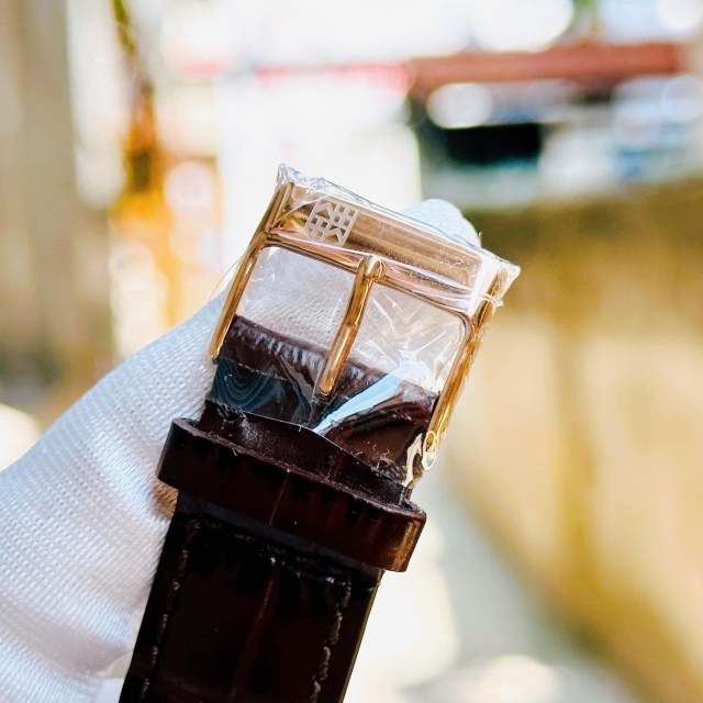 FREDERIQUE CONSTANT CLASSIC AUTOMATIC FC-303MC5B4