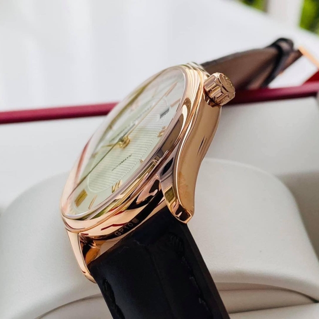 FREDERIQUE CONSTANT CLASSIC AUTOMATIC FC-303MV5B4