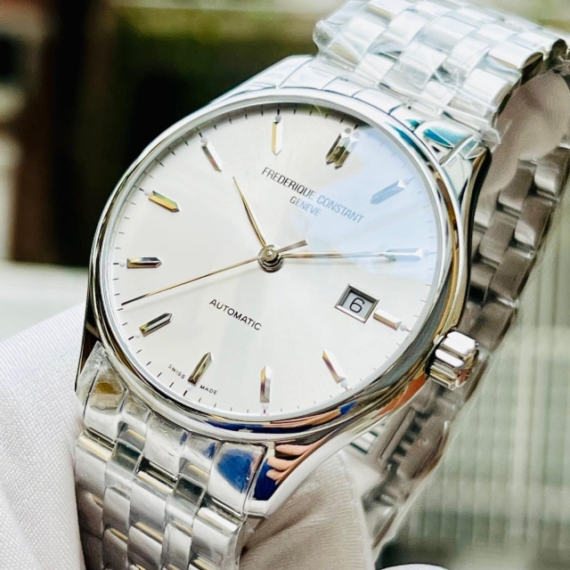 FREDERIQUE CONSTANT CLASSIC AUTOMATIC FC-303SS5B6B