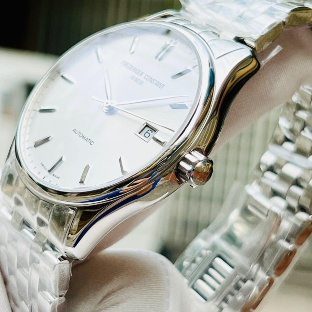 FREDERIQUE CONSTANT CLASSIC AUTOMATIC FC-303SS5B6B