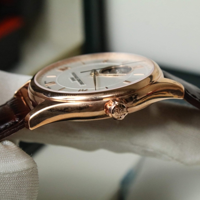 FREDERIQUE CONSTANT CLASSIC OPEN HEART FC-310MV5B4