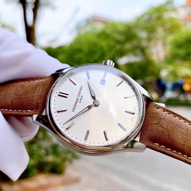 FREDERIQUE CONSTANT CLASSIC QUARTZ FC-220SS5B6