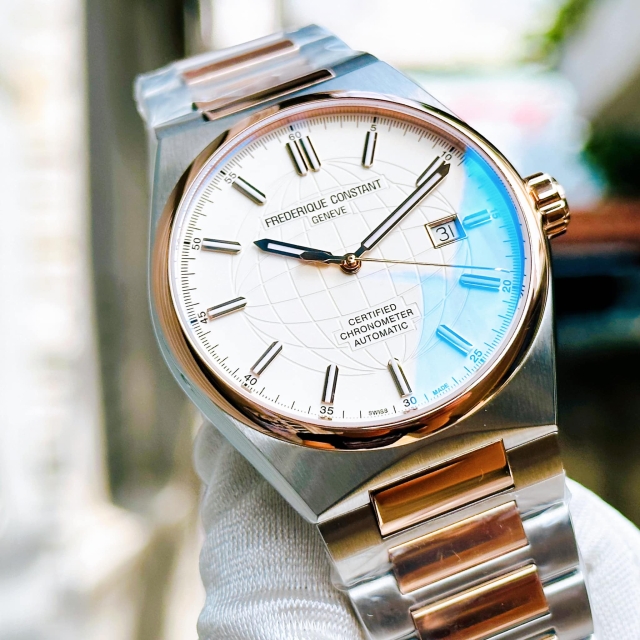 FREDERIQUE CONSTANT HIGHLIFE COSC AUTOMATIC FC-303V4NH2B