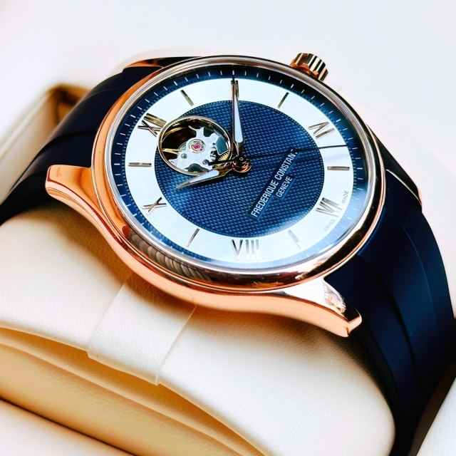 FREDERIQUE CONSTANT CLASSIC OPEN HEART FC-310MNS5B4