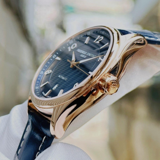 FREDERIQUE CONSTANT RUNABOUT AUTOMATIC FC-303RMN5B4