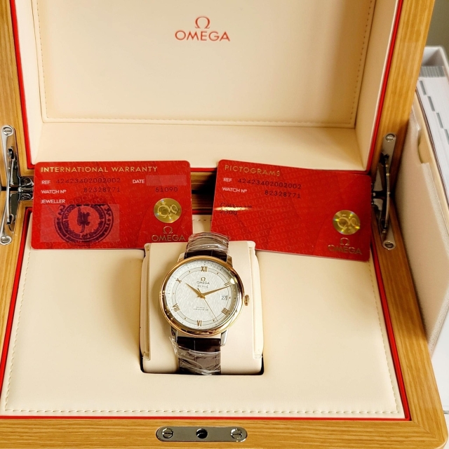 OMEGA DE VILLE PRESTIGE 18K 424.23.40.20.02.002