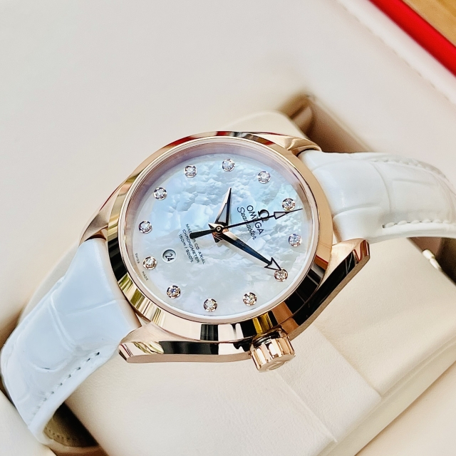 ĐỒNG HỒ NỮ OMEGA SEAMASTER DIAMOND 231.53.34.20.55.001