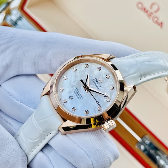 ĐỒNG HỒ NỮ OMEGA SEAMASTER DIAMOND 231.53.34.20.55.001