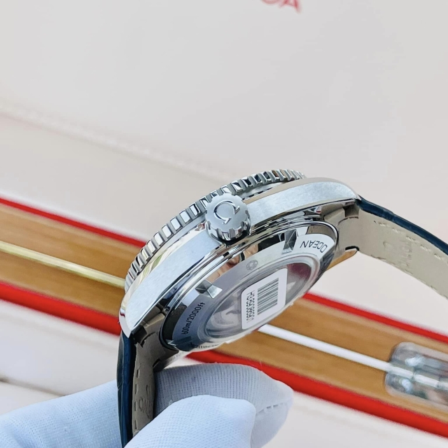 OMEGA SEAMASTER PLANE OCEAN DIAMOND 232.18.38.20.01.001