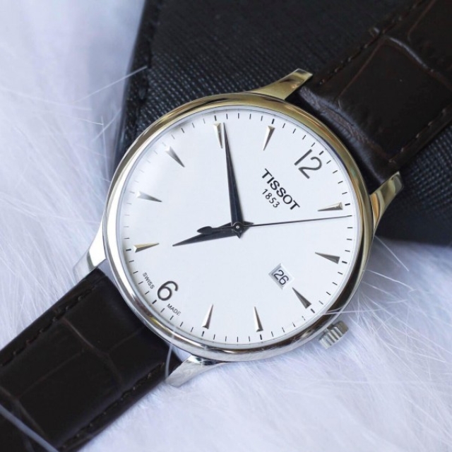 ĐỒNG HỒ NAM TISSOT T063.610.16.037.00