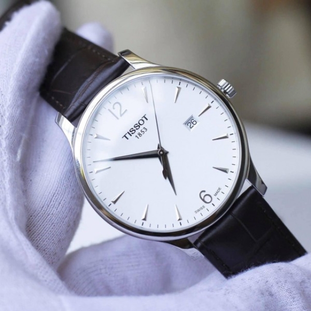 ĐỒNG HỒ NAM TISSOT T063.610.16.037.00