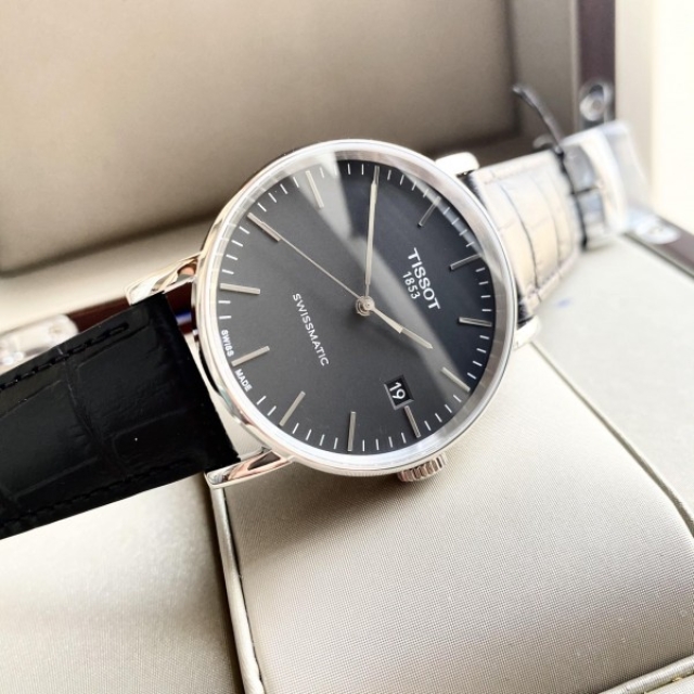 ĐỒNG HỒ NAM TISSOT T109.407.16.051.00