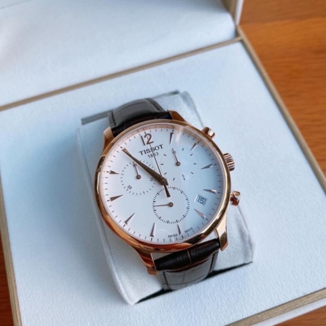 ĐỒNG HỒ NAM TISSOT T063.617.36.037.00